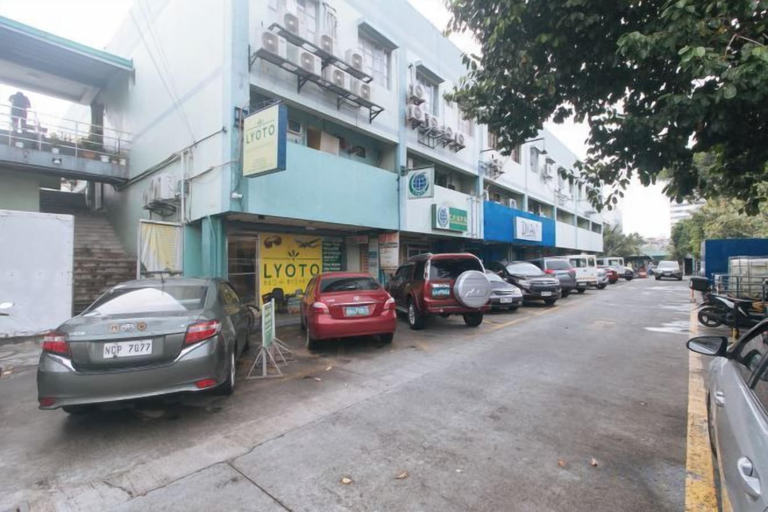 Exterior 4, RedDoorz @ LYOTO Bed and Breakfast near NAIA Terminal, Pasay City