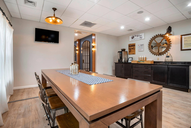 Exterior & Views 2, Bluegreen Vacations Suites at Hershey, Dauphin