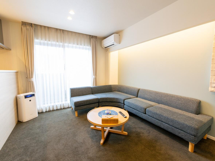 Bedroom 4, Grand Base Hiroshimaekimae, Hiroshima