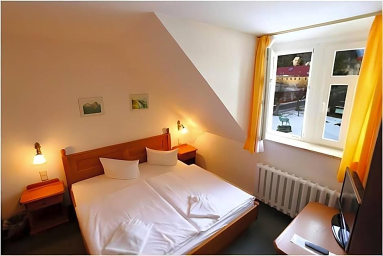 Bedroom 4, parkhotel-forsthaus, Sächsische Schweiz-Osterzgebirge