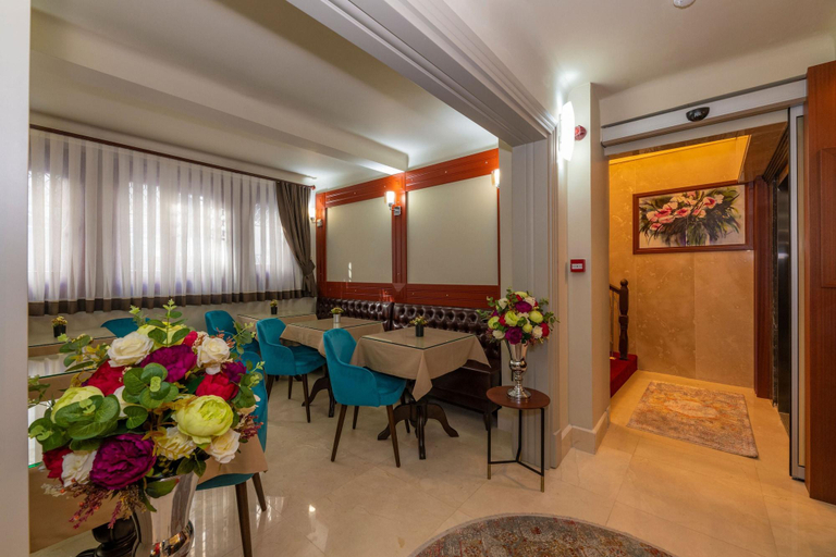 Public Area 3, Blue Gilroy Hotel, Fatih