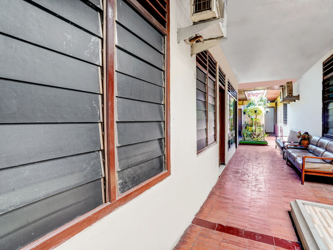 General view 5, SPOT ON 90098 Anak Mama Guesthouse, Surabaya