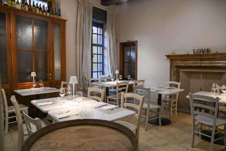 Restaurant, Luma Feel At Home Apartments, Novara