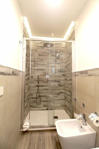 Bathroom 5, Maison d'Art, Napoli