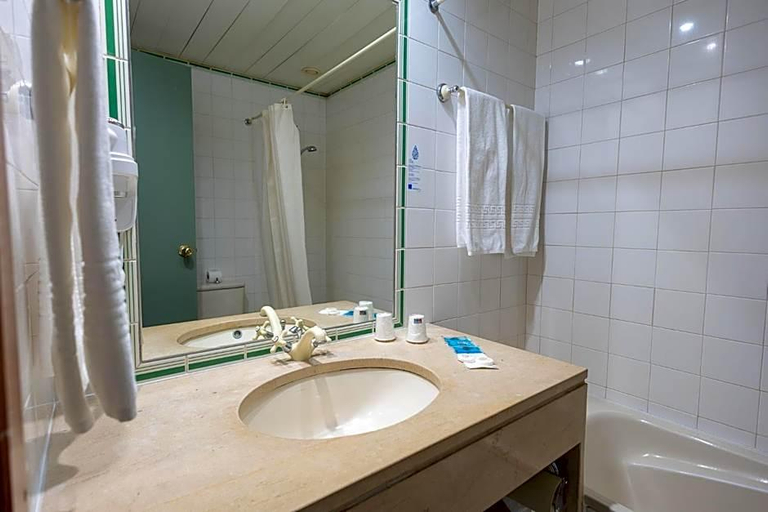 Bathroom 3, Universal, Terras de Bouro