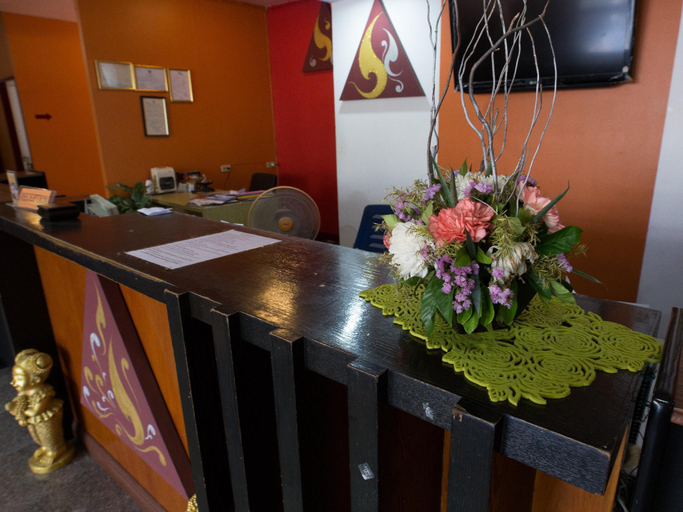 Public Area 3, King Royal II Hotel, Khlong San