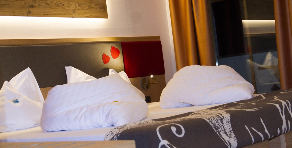 Bedroom 5, Hotel Miramonti, Trento