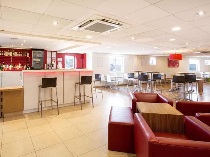 Food & Drinks 5, Travelodge Chelmsford, Essex