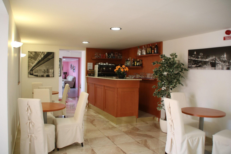 Food & Drinks 5, Lutetia, Hautes-Pyrénées