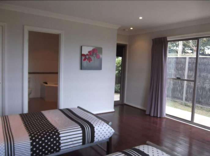 Room 3, Swan Lake Guest House, Bass Coast  - Phillip Is.