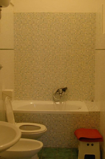 Bathroom 4, Moshi Moshi B B, Rome