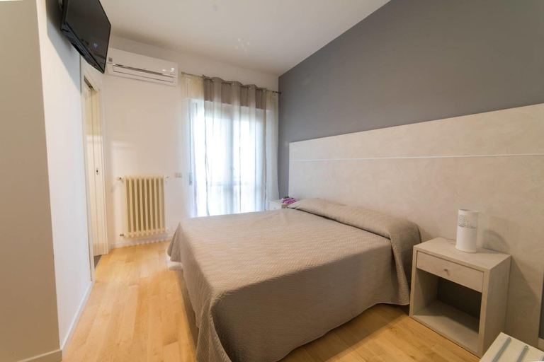 Bedroom 4, B&B 1951, Bari