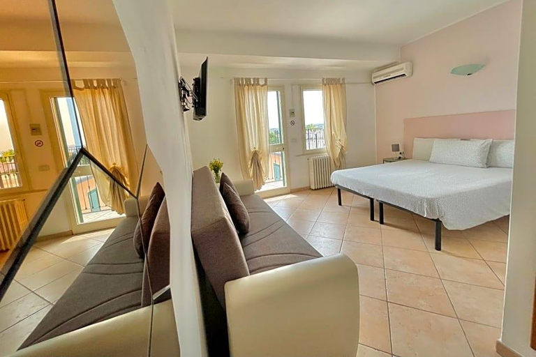 Bedroom 4, Vittoria, Brescia