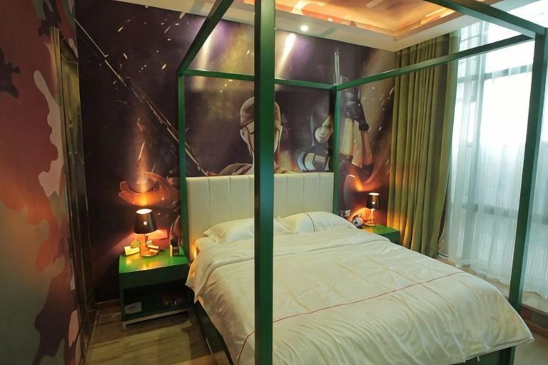 Bedroom 3, Yueyang Qingcheng Theme Hotel, Yueyang