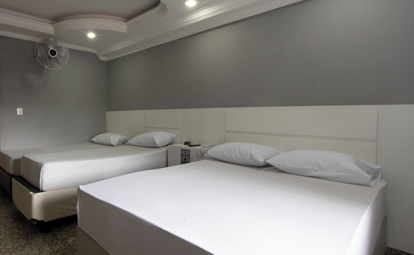 Room 4, Age Hotel, São Paulo