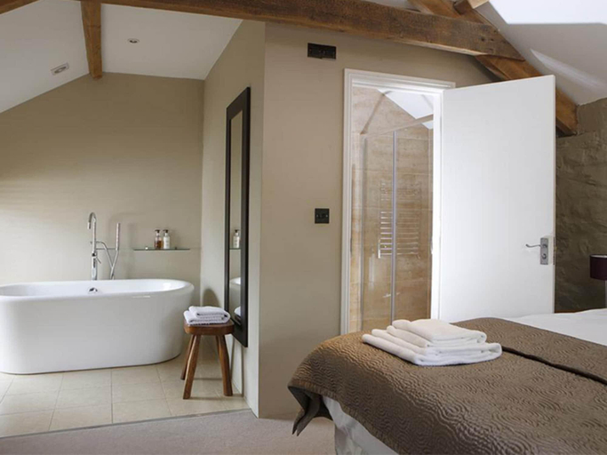 Bathroom 3, The Lamb Inn, Devon