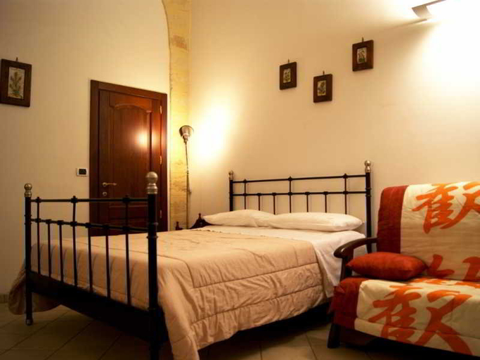 Bedroom 4, B&B Federico II, Brindisi