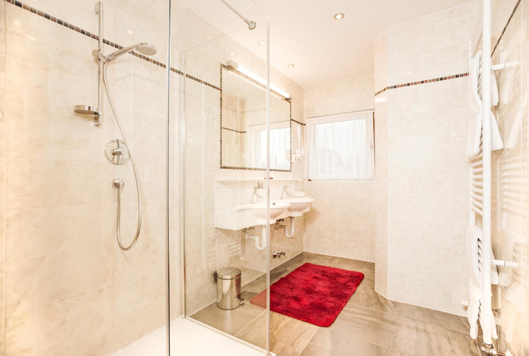Bathroom 4, Hotel Alpenhof Kristall, Schwaz