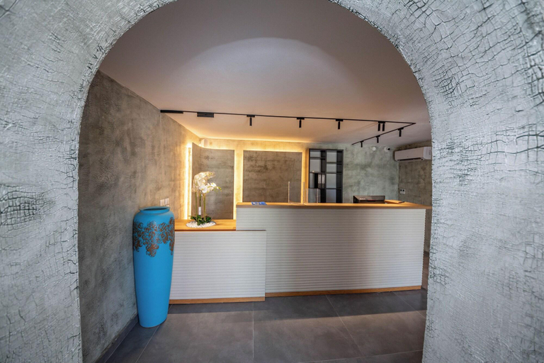 Public Area 2, Emara Boutique Hotel, Kavajës