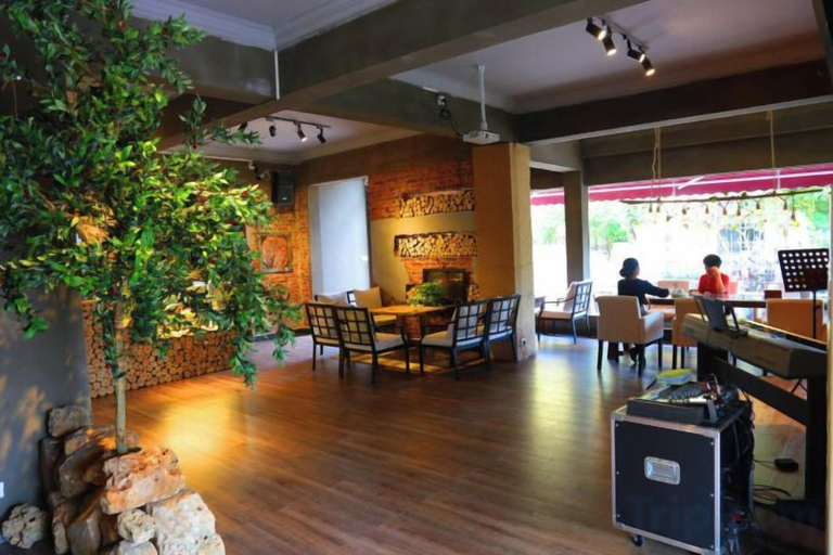 Food & Drinks 5, Olive Tree Coffee Inn, Haikou