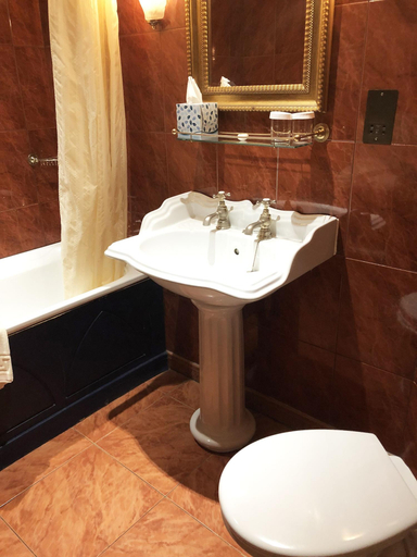Bathroom 4, Coombe Abbey, Warwickshire