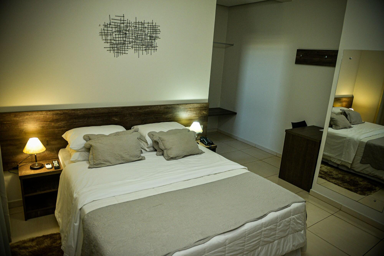 Bedroom 3, Hotel D'Napoles, Ijuí