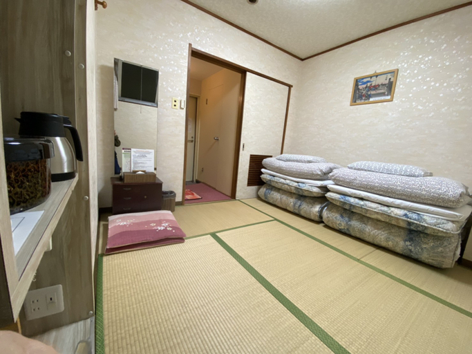 Room 3, Asakusa Ryokan Toukaisou Hotel, Taitō