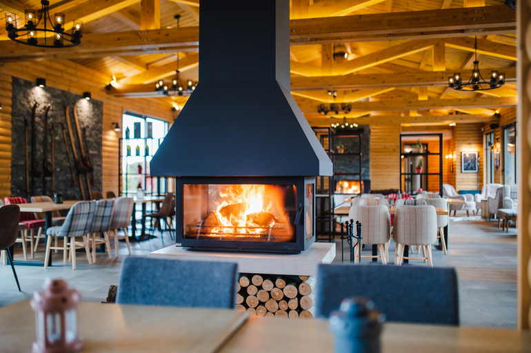 Food & Drinks 5, Cornelia Deluxe Residence , Razlog