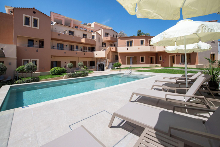 Pool 4, Eko Suites Apartments, Crete