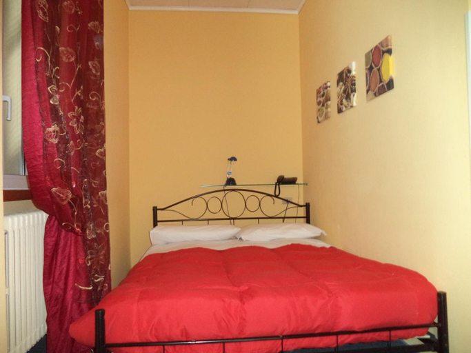 Bedroom 2, Il Nibbio Hotel, Como