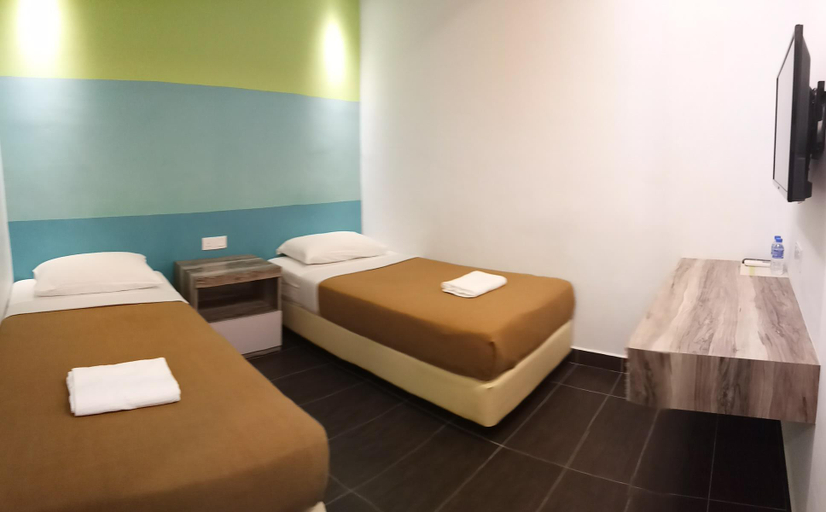 Bedroom 3, Dragon City Hotel, Muar