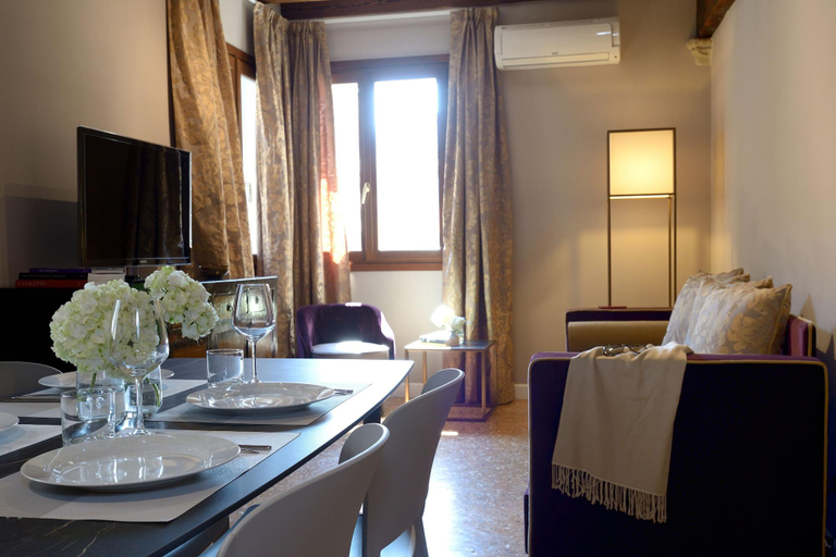 Room 2, Residence La Fenice, Venezia