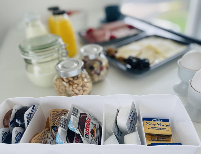 Food & Drinks 4, Am Landhaus - Gastezimmer und Fruhstuck, Südliche Weinstraße
