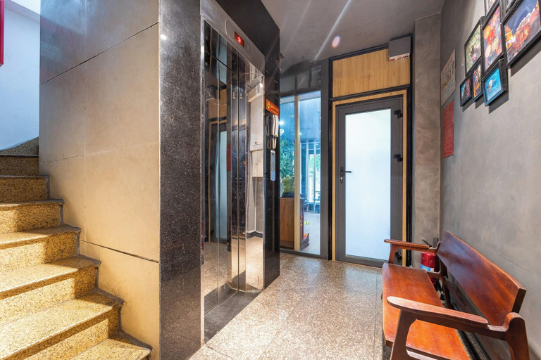 Room 5, Happyhomes 28 Sai Gon Central Hotel, Ho Chi Minh City