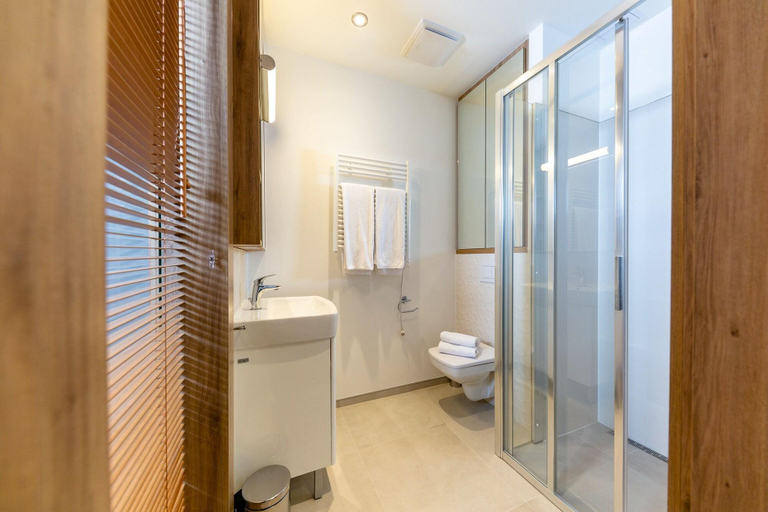 Bathroom 3, Micro Apartments Kazou Residence, Warsaw