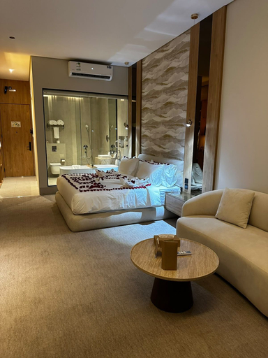 Room 3, madmak elshafa hotel, Taif