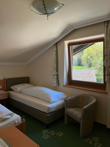 Bedroom 2, Voglauerhof, Hallein