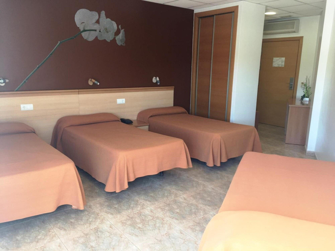 Bedroom 4, Hotel Mediterrani Blau, Tarragona