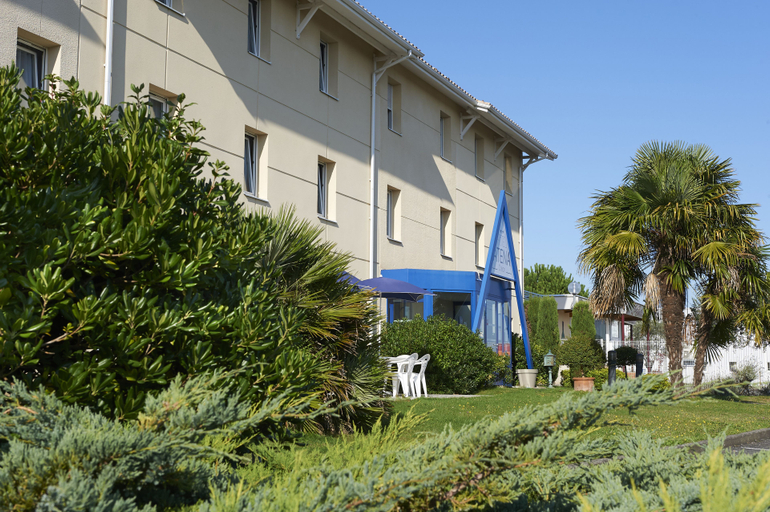 General view 4, Hotel Atena Creon, Gironde