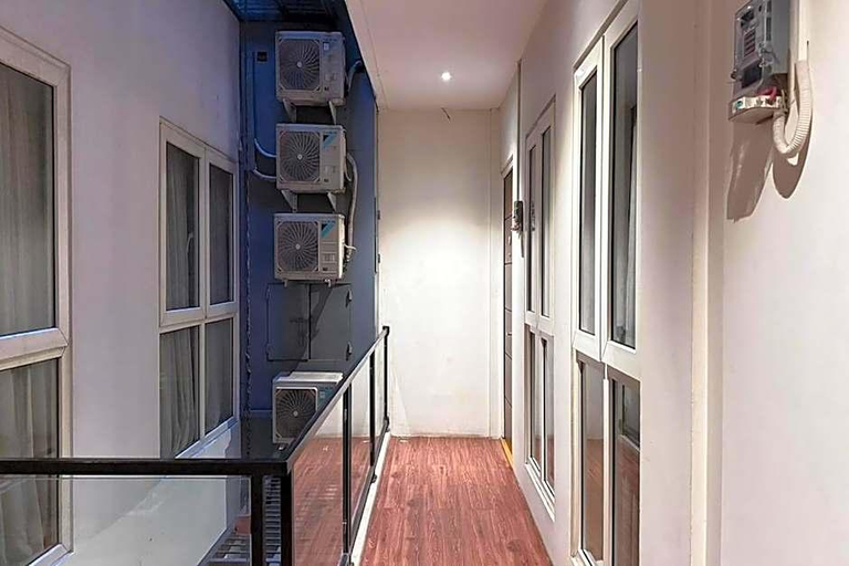 Room 2, Senayan Suites, Jakarta Selatan