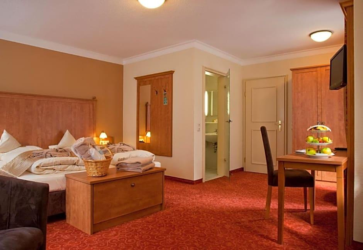 Bedroom 1, Sonneck, Unterallgäu