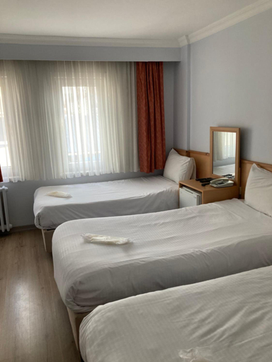 Bedroom 3, Ay, Fatih