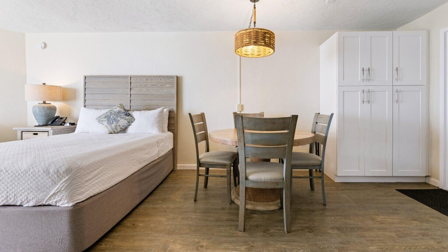 Bedroom 3, Caloosa Cove Resort By Coolvacay, Monroe