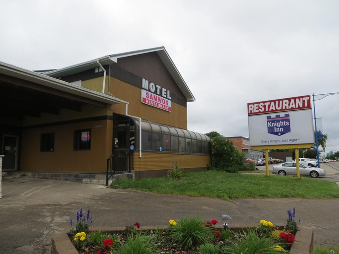 Exterior & Views 2, Knights Inn Edmonton South, Division No. 11