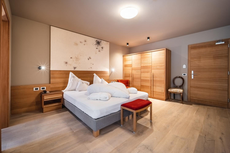 Bedroom 4, Hotel Bad Ratzes, Bolzano