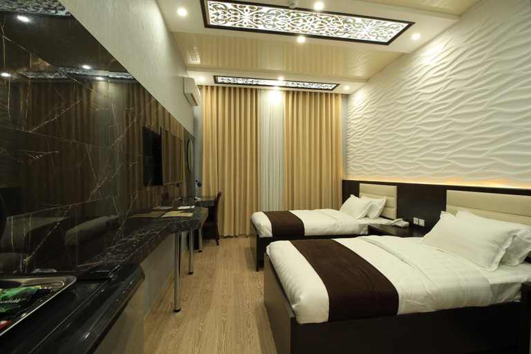 Room 4, Safir Hotel, Rudaki