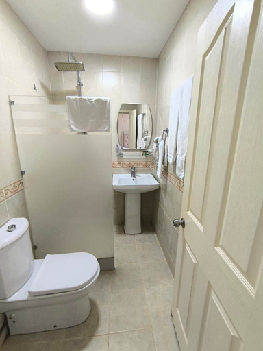 Bathroom, Empire Hotel Baku, Baku