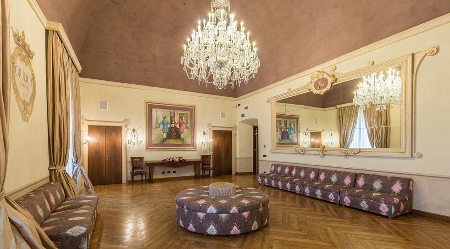 Public Area 4, Castello di Pontebosio Luxury Resort, Massa Carrara