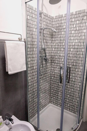 Bathroom 5, B&b Armonia, Salerno