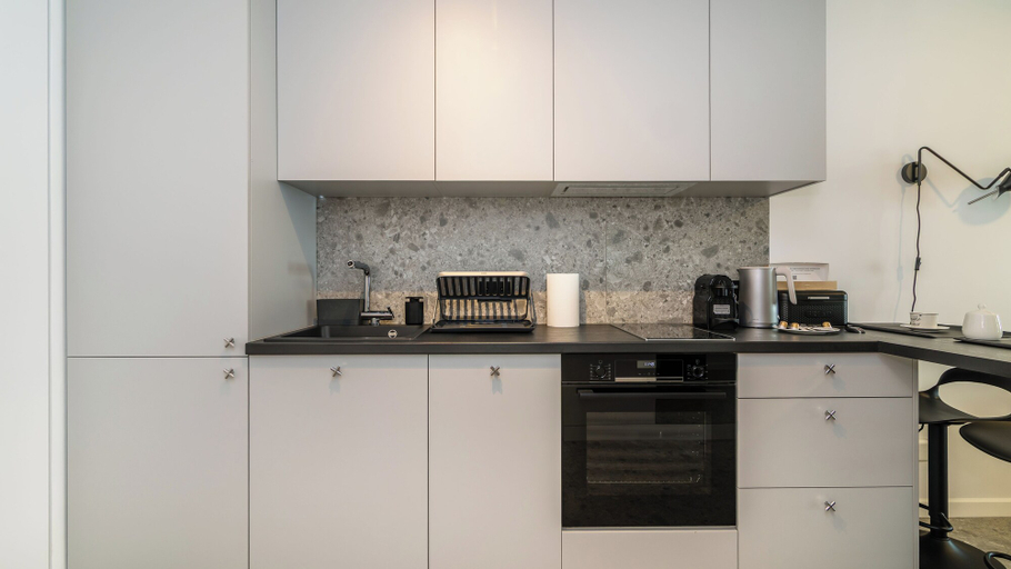 Private kitchenette, Eleanor by Q4 Apartments, Gdynia